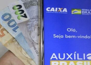 Beneficiários com NIS final 4 receberam nesta terça-feira (22) a parcela de novembro do Auxílio Brasil