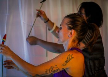 Espetáculo e oficinas para público autista serão realizados no fim de semana