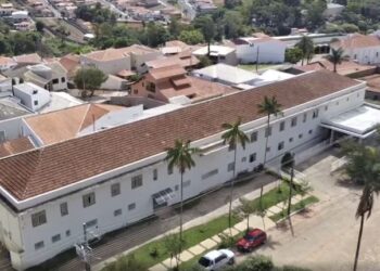 Campanha visa arrecadar recursos para troca de telhado de hospital