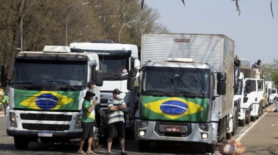 Paralisações nas rodovias podem afetar transporte de oxigênio para hospitais