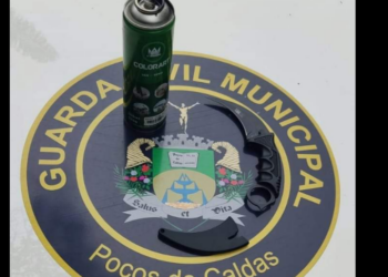 Adolescentes são apreendidos após pichação em Poços de Caldas