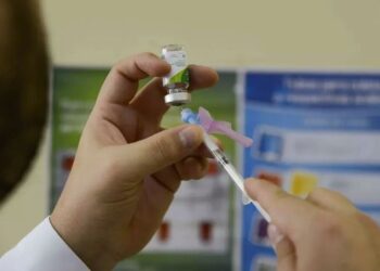 Poços começa nesta semana vacinação contra meningite para trabalhadores e estudantes