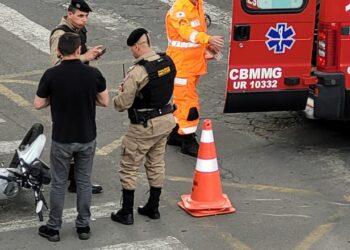 Motociclista fica ferido em acidente no Centro de Poços de Caldas