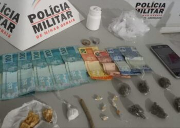 Casal que vendia drogas na presença de duas crianças é preso pela PM