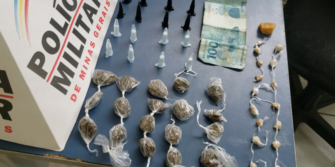 Garota usa mototáxi para transportar drogas e acaba apreendida em Poços