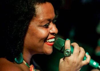 Moradora de Caldas é escolhida por Gaby Amarantos no The Voice Brasil