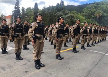 Polícia Militar realiza formatura de 72 novos soldados em Poços de Caldas