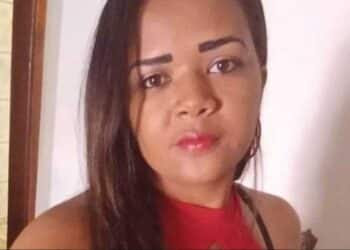 Mulher morre após ser agredida a pauladas pelo ex-companheiro em MG