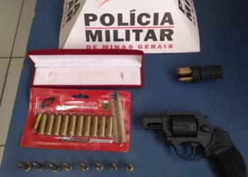 Homem sofre ameaça, chama a PM, mas acaba preso por estar foragido da justiça