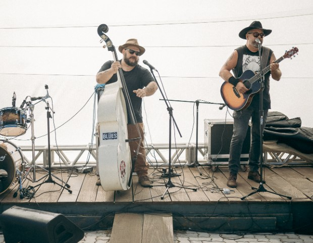 Gramophone Duo se apresentará nesta segunda-feira (19) em Poços de Caldas