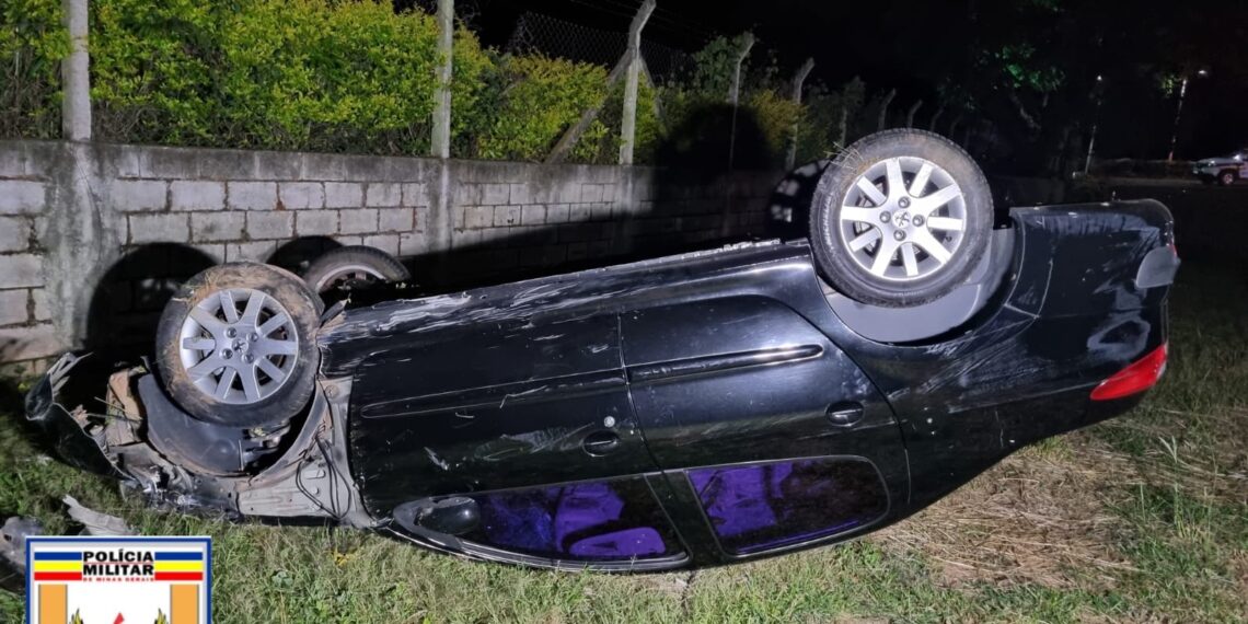 Motorista sofre acidente e é detido por embriaguez ao volante