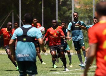 Caldense e São Bernardo empatam em jogo-treino em Sorocaba