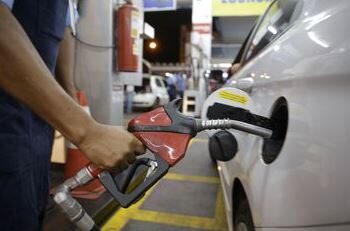 Petrobras reduz preços da gasolina e do diesel para as distribuidoras