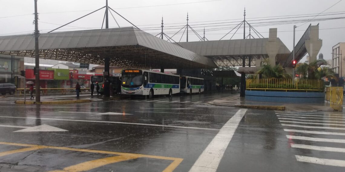 Confira os horários de linhas do transporte coletivo para esta segunda-feira