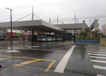 Confira os horários de linhas do transporte coletivo para esta segunda-feira
