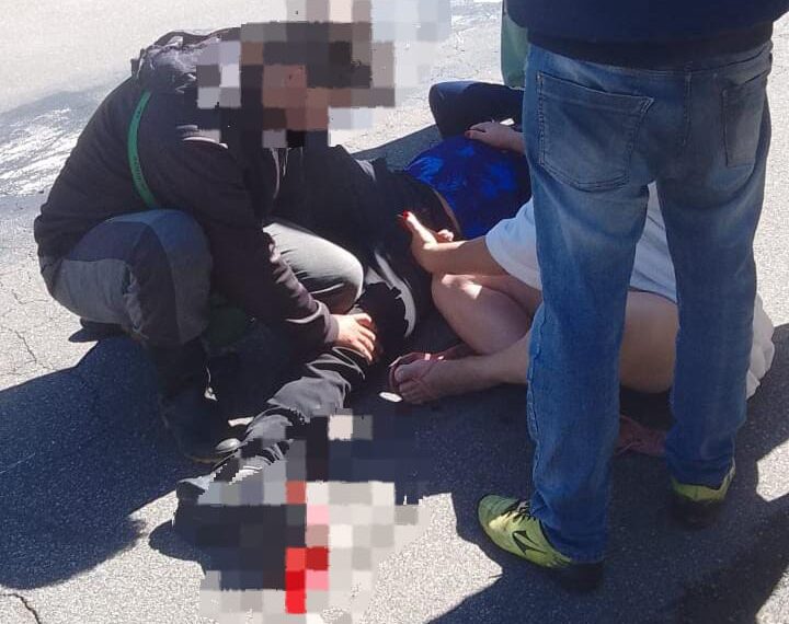 Motociclista fica ferido ao sofrer acidente em Poços