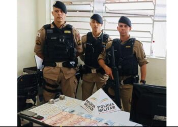 Adolescentes são apreendidos com drogas e dinheiro em Poços