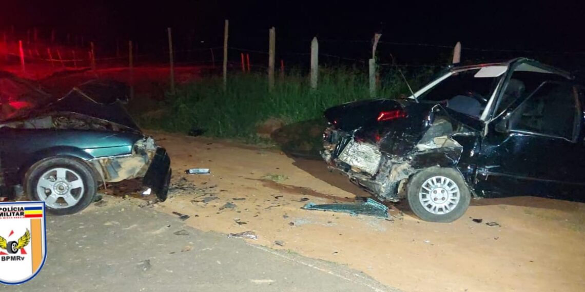 Acidente deixa quatro pessoas feridas em Andradas