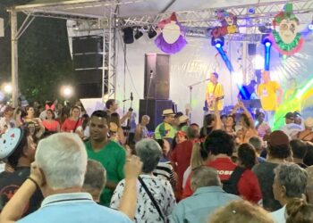 Edital de contratação de artistas para o Carnaval é aberto em Poços