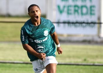 Caldense empata com o Democrata-GV em 2 a 2 no 1º jogo com VAR em Poços de Caldas