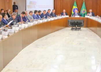 Governador apresenta principais demandas de Minas Gerais para o presidente