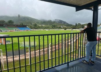 Melhorias no gramado do estádio Doutor Ronaldo Junqueira em Poços de Caldas são concluídas
