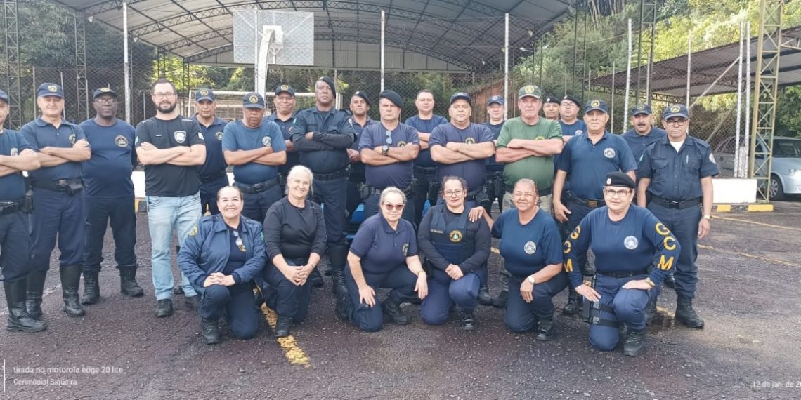 Agentes da Guarda Municipal de Poços de Caldas recebem curso de atualização em técnicas de abordagem
