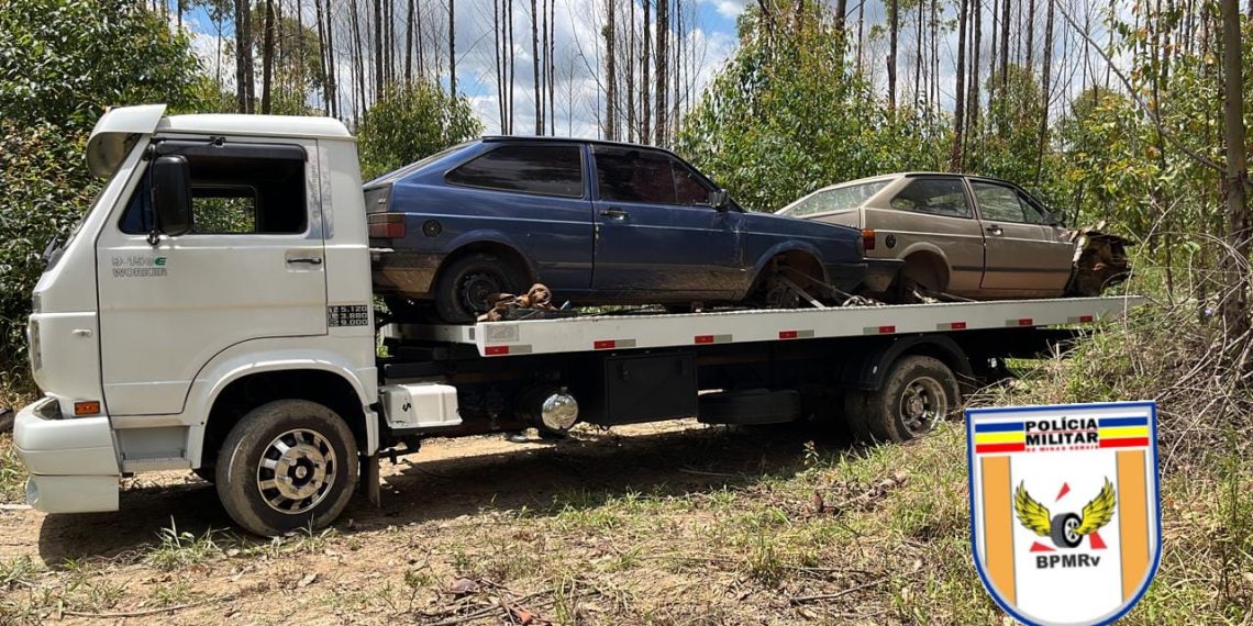 Veículos que haviam sido furtados são encontrados perto do antigo lixão de Poços de Caldas