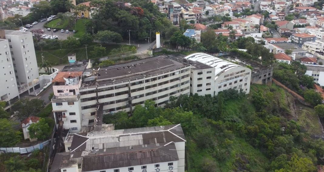Prefeitura estuda demolir ou incluir Complexo Santa Cruz como pagamento por obra em Poços de Caldas