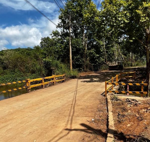 Após 20 dias de interdição, trânsito na Avenida Celanese é liberado em Poços de Caldas