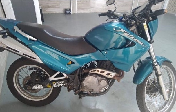 Moto furtada por menor com várias passagens é recuperada pela PM de Poços de Caldas