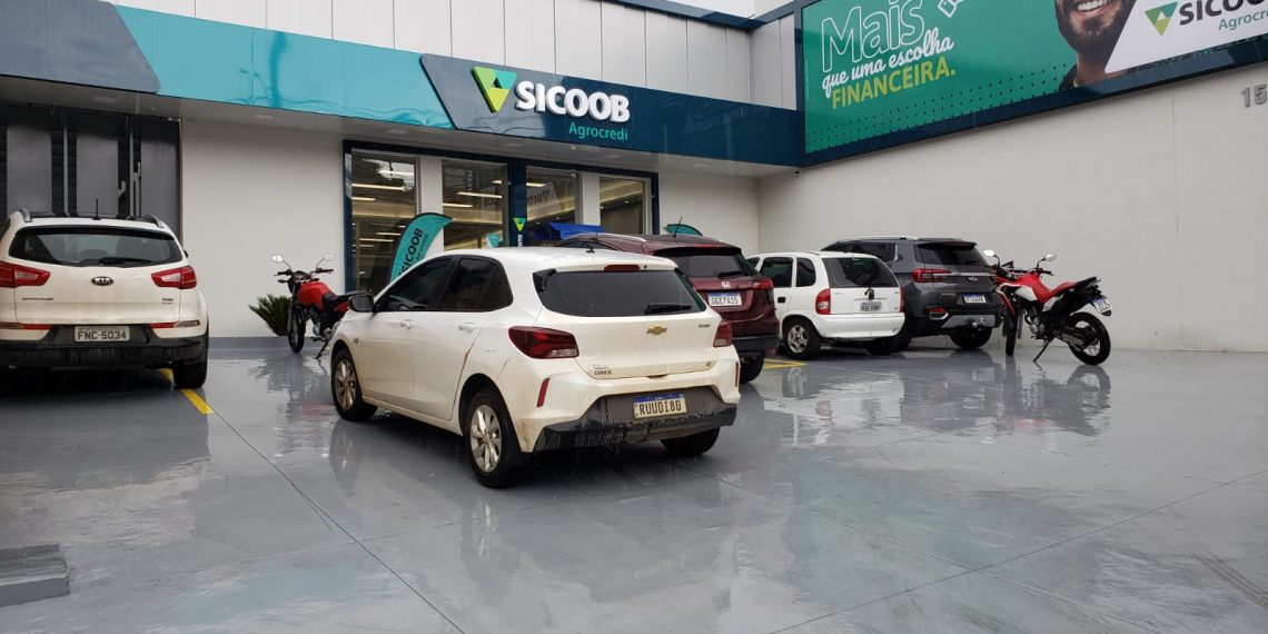Nova agência do Sicoob Agrocredi é inaugurada em Poços de Caldas