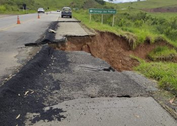 Erosão na BR-459 pode bloquear o tráfego entre Poços de Caldas e Pouso Alegre