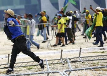 Moradora de Poços de Caldas está na lista de presos após ataques em Brasília