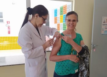 Vacinação contra meninigte segue sendo realizada em Poços