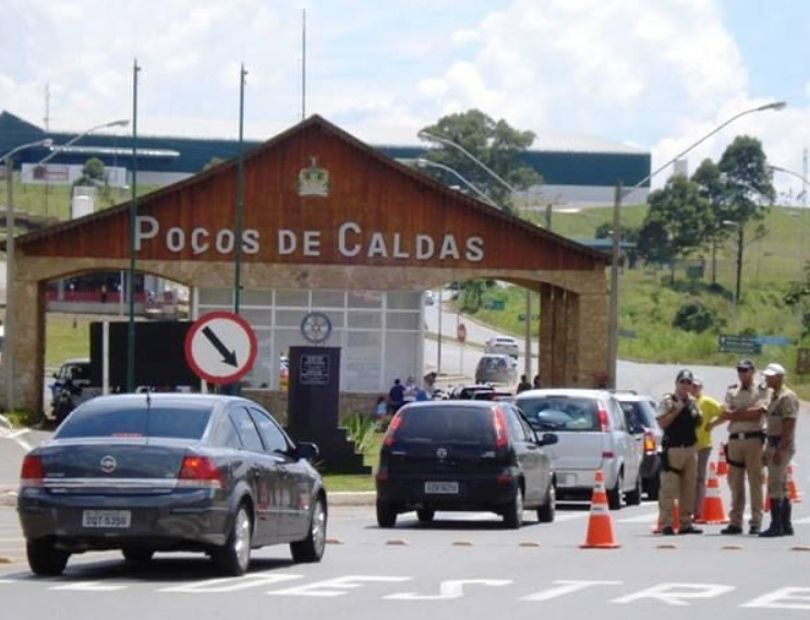 Pórtico de Poços de Caldas terá blitz receptiva no carnaval