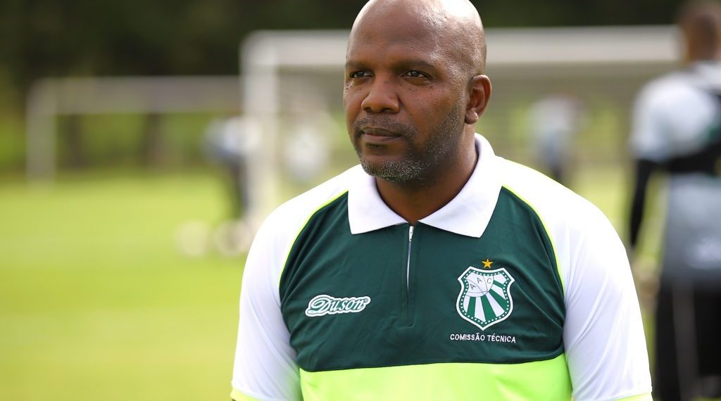 Caldense anuncia Thiago Oliveira como novo técnico