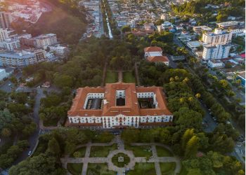 Turismo: maioria dos visitantes de Poços de Caldas é casal e do estado de SP