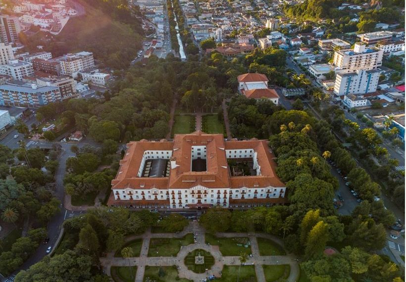 Turismo: maioria dos visitantes de Poços de Caldas é casal e do estado de SP