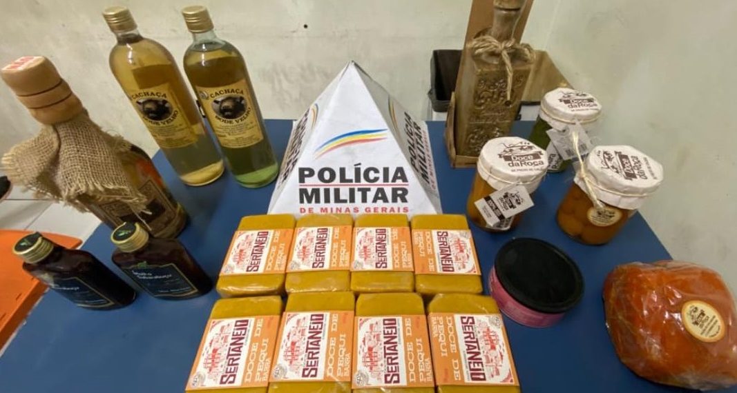 Casal é preso após furtar doces e cachaças de loja em Poços de Caldas