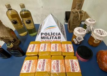 Casal é preso após furtar doces e cachaças de loja em Poços de Caldas