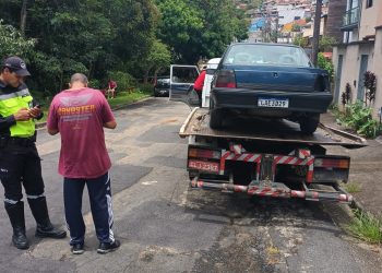 Demutran localiza veículo que havia sido furtado sexta (3) em Poços de Caldas