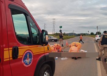 Motociclista fica ferido em acidente na Rodovia do Contorno em Poços