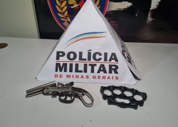 Adolescentes são apreendidos com arma e soco inglês em briga no carnaval em Poços