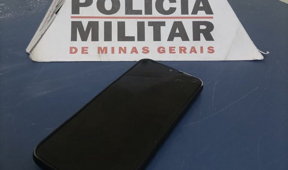 Funcionária de supermercado tem celular furtado e autor é preso em menos de 10 minutos