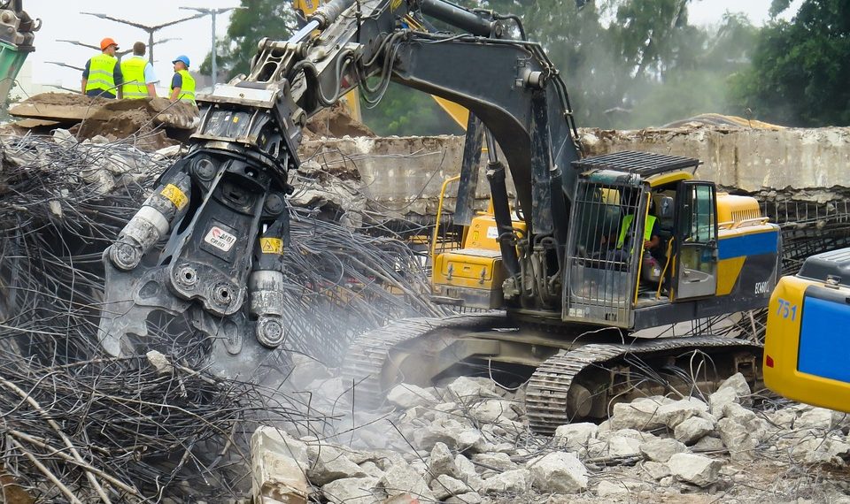Mais de 11 mil mortos: bombeiros de MG vão ajudar nas buscas após terremoto na Turquia
