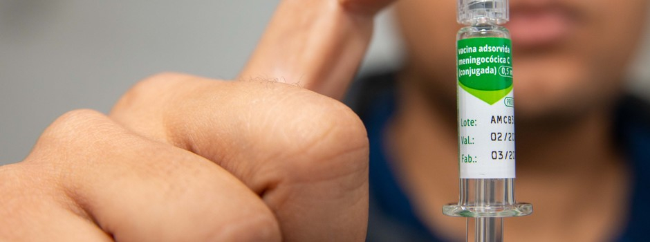 Saúde prorroga vacinação contra meningite C