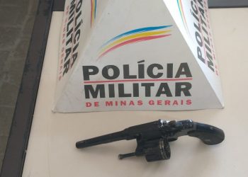 PM intervém em briga de trânsito e prende homem armado em Poços de Caldas