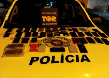 Homem é preso por receptação após ser flagrado com quase 40 aparelhos celulares em ônibus