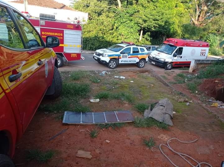 Mulher é resgatada após cair em rio em Andradas